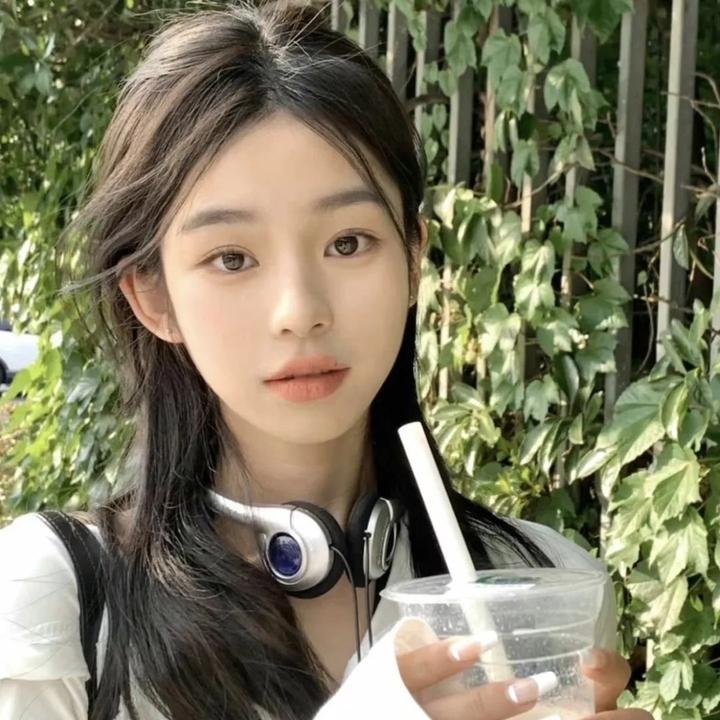 战火中青春之血染风采